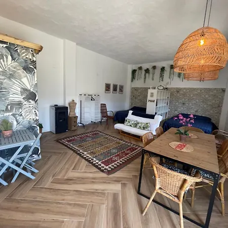 Casa de Férias Garage House